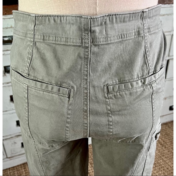 Anthropologie Sage Green Utility Cargo Pants Size 30 - Picture 11 of 16